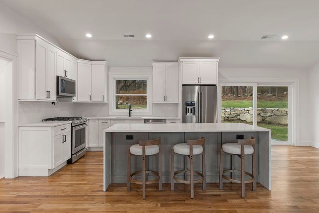 52 Curtis Road, Bridgewater, CT 06752