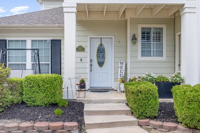 1421 Augusta Drive, Savannah, TX 76227