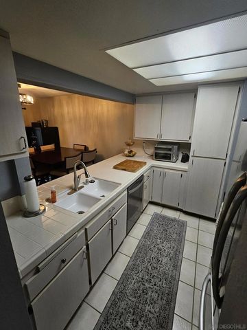 279 Durian St., Vista, CA 92083