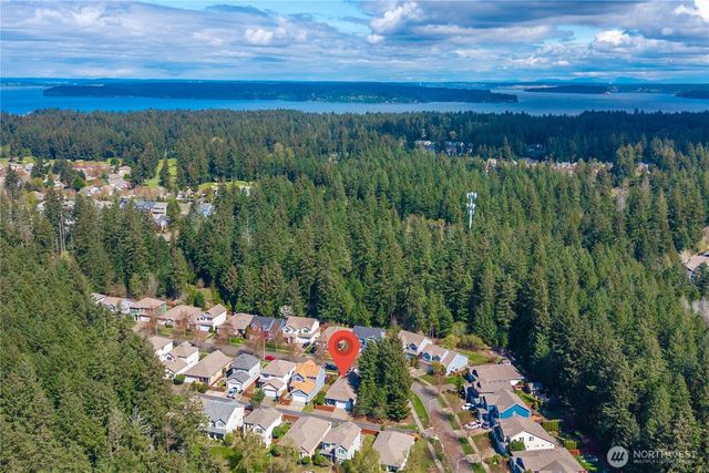 3721 Lanyard Drive NE, Lacey, WA 98516