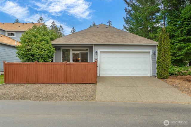 3721 Lanyard Drive NE, Lacey, WA 98516