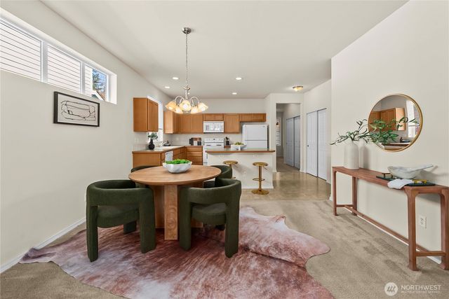 3721 Lanyard Drive NE, Lacey, WA 98516