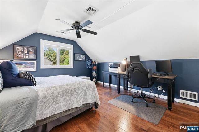 77 White Pond Road, Waldwick, NJ 07463