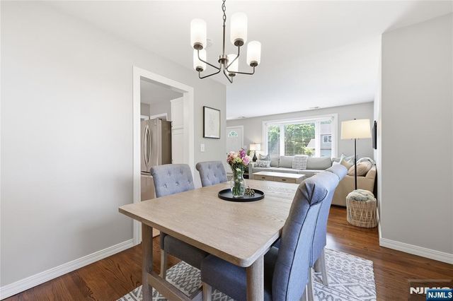 77 White Pond Road, Waldwick, NJ 07463