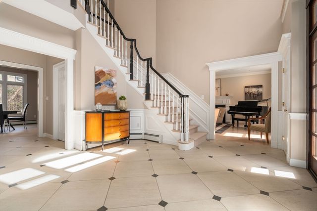 188 Glezen Ln, Wayland, MA 01778