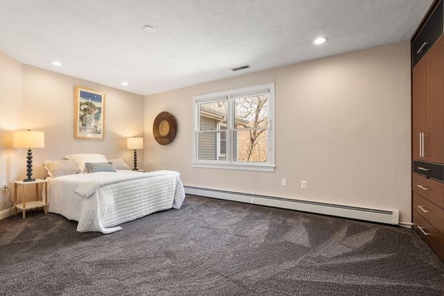 188 Glezen Ln, Wayland, MA 01778