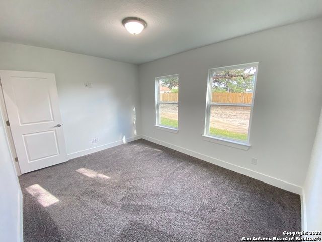 2126 Village Pkwy, San Antonio, TX 78251