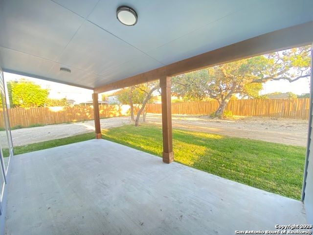 2126 Village Pkwy, San Antonio, TX 78251