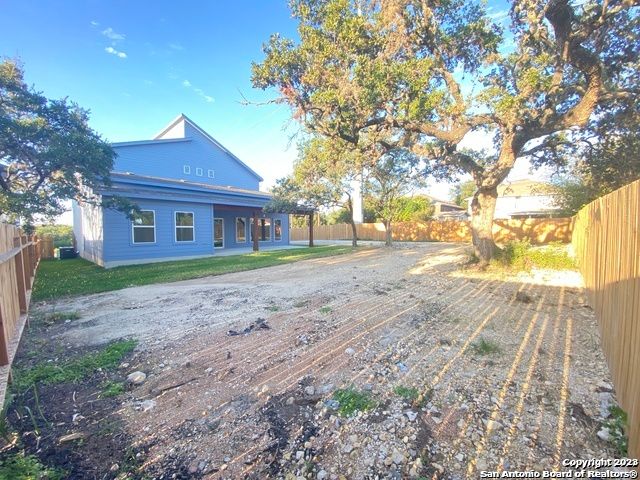 2126 Village Pkwy, San Antonio, TX 78251