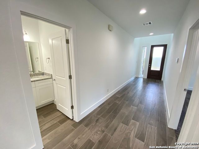 2126 Village Pkwy, San Antonio, TX 78251
