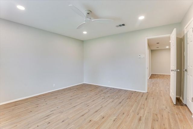 104 Pontiac Drive, Lake Kiowa, TX 76240