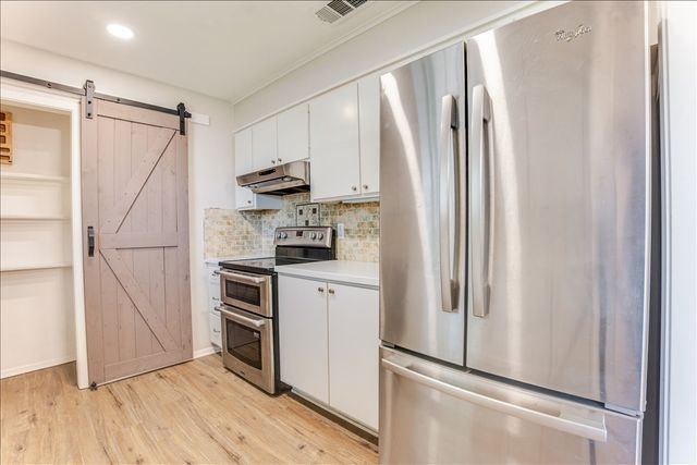 104 Pontiac Drive, Lake Kiowa, TX 76240