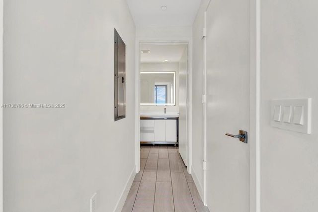 2000 Metropica Way 2307, Sunrise, FL 33323