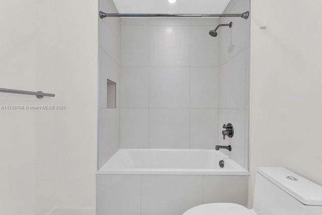 2000 Metropica Way 2307, Sunrise, FL 33323