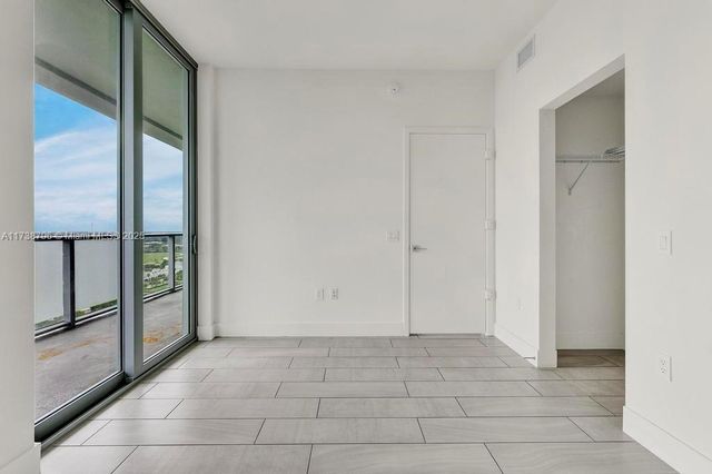2000 Metropica Way 2307, Sunrise, FL 33323