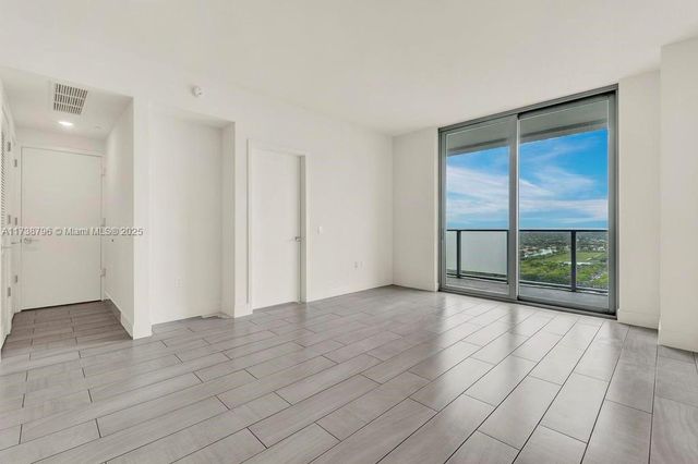 2000 Metropica Way 2307, Sunrise, FL 33323