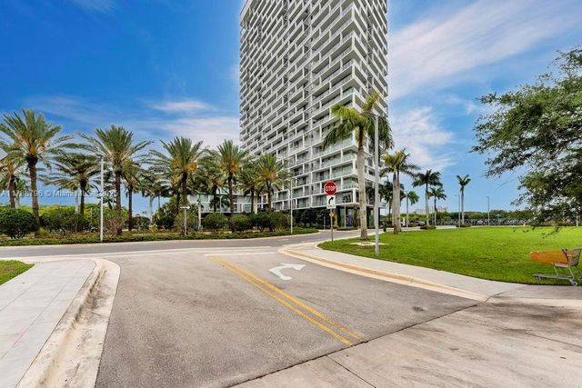 2000 Metropica Way 2307, Sunrise, FL 33323