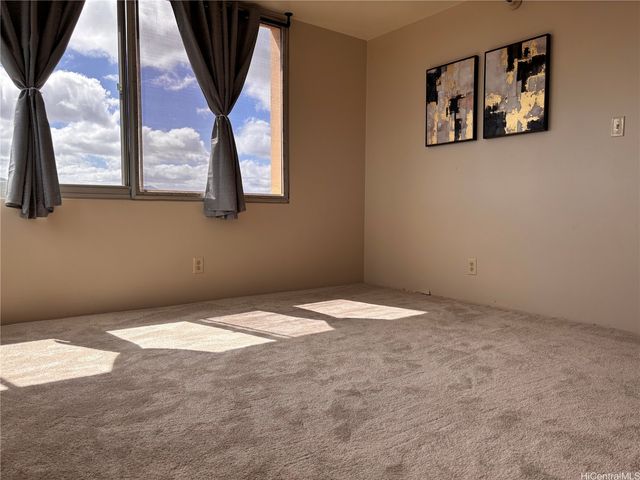 1060 Kamehameha Highway 3802B, Pearl City, HI 96782