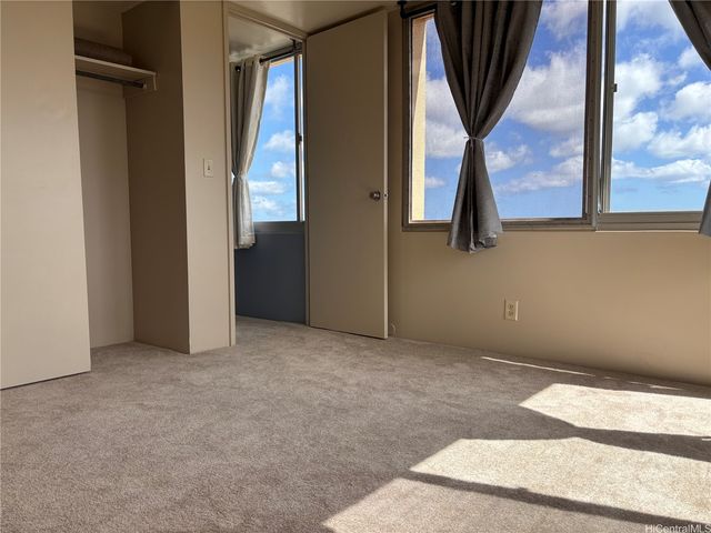 1060 Kamehameha Highway 3802B, Pearl City, HI 96782