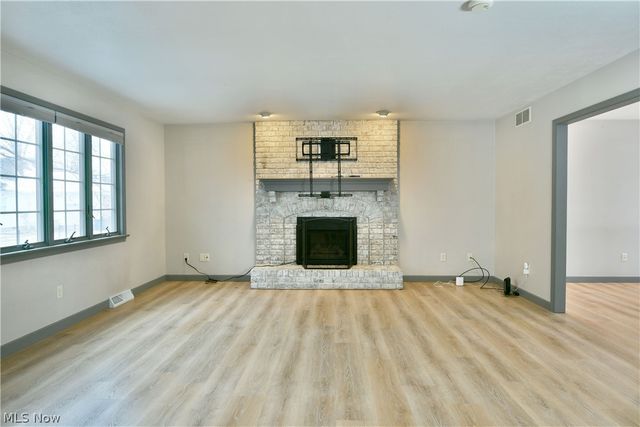 2796 Timberline Drive, Cortland, OH 44410