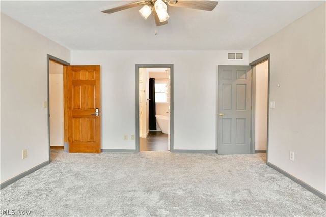 2796 Timberline Drive, Cortland, OH 44410