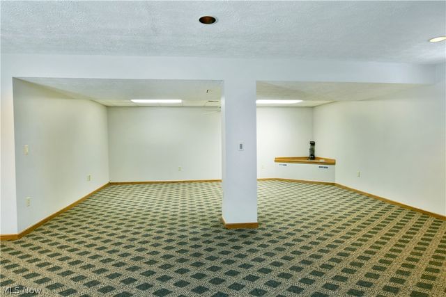 2796 Timberline Drive, Cortland, OH 44410