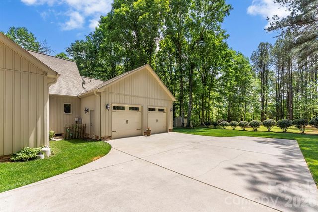 6599 Majestic Pine Drive, Vale, NC 28168