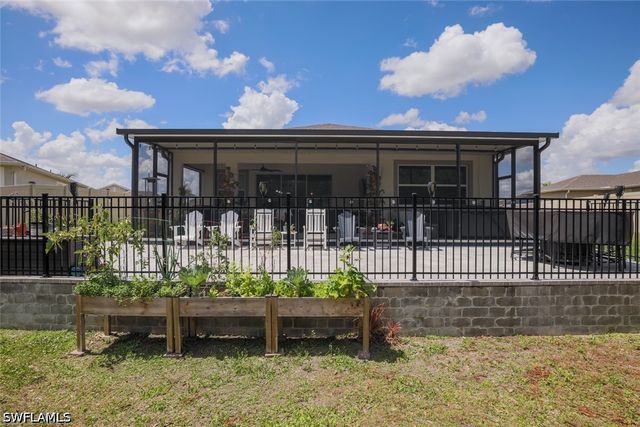 18236 Everson Miles CIR, North Fort Myers, FL 33917