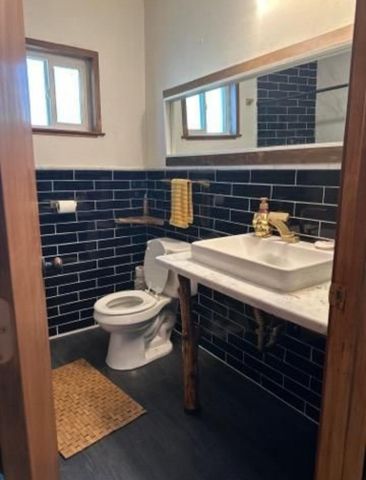 919 22nd Street NW, Albuquerque, NM 87104