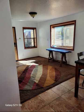 919 22nd Street NW, Albuquerque, NM 87104