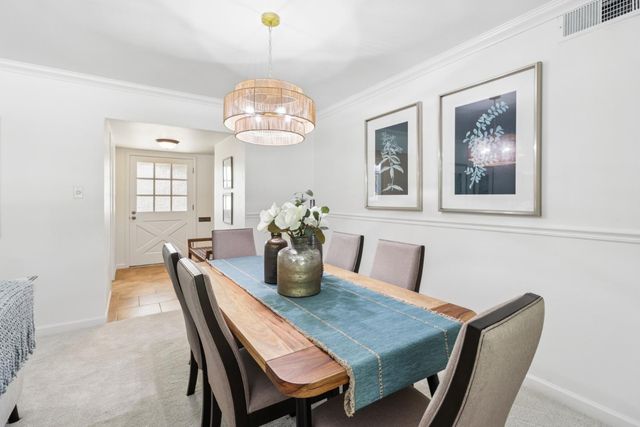 6721 Swenson Way, Sacramento, CA 95831