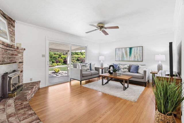 6721 Swenson Way, Sacramento, CA 95831