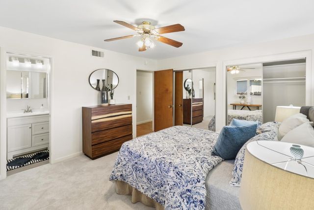 6721 Swenson Way, Sacramento, CA 95831