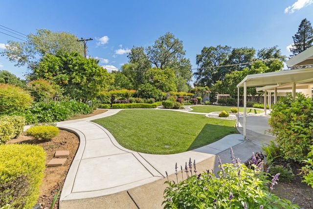 6721 Swenson Way, Sacramento, CA 95831