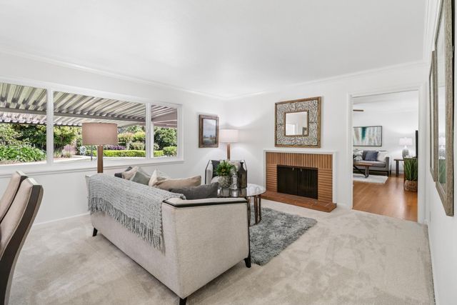 6721 Swenson Way, Sacramento, CA 95831