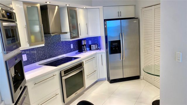 16699 Collins Ave 1602, Sunny Isles Beach, FL 33160