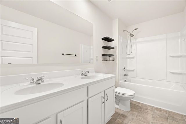 296 CANYON FERRY WAY, Hoschton, GA 30548