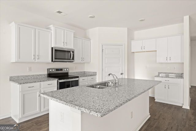 296 CANYON FERRY WAY, Hoschton, GA 30548
