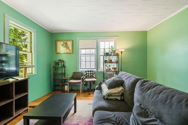 24 Wilder Street, Peterborough, NH 03458