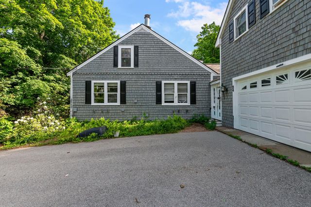 24 Wilder Street, Peterborough, NH 03458