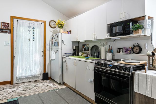 24 Wilder Street, Peterborough, NH 03458