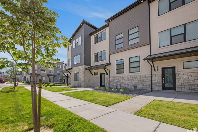 763 W BRONZE LEAF RD, American Fork, UT 84003