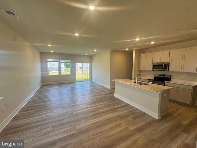 1684 LAKE PLACID DR, Trappe, MD 21673