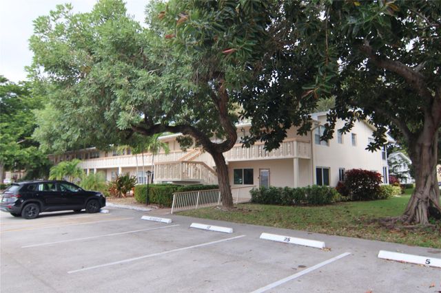 29 Richmond D 29, Deerfield Beach, FL 33442
