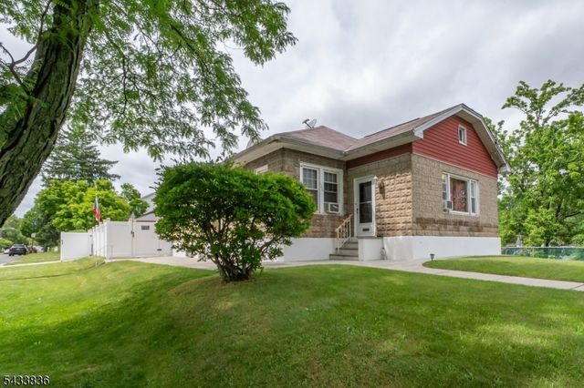 126 W Curtis St, Linden City, NJ 07036