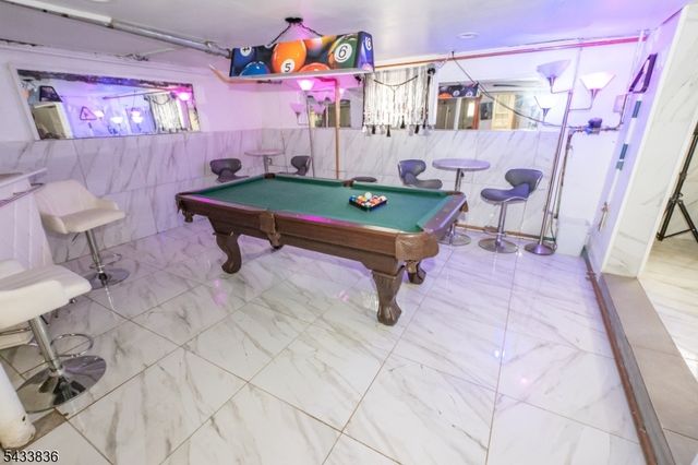 126 W Curtis St, Linden City, NJ 07036