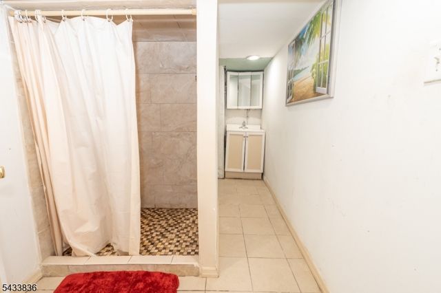 126 W Curtis St, Linden City, NJ 07036
