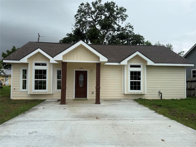 903 Harris Avenue, Pasadena, TX 77506