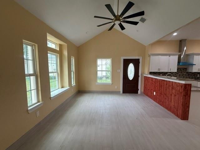 903 Harris Avenue, Pasadena, TX 77506
