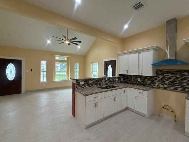 903 Harris Avenue, Pasadena, TX 77506